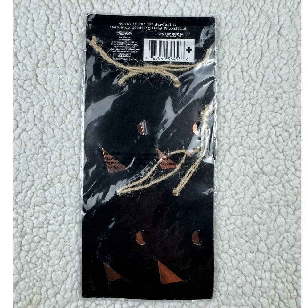 Horizon Group USA Copper Metal Tags 4 Count Scalloped Edge Jute Twine 36451B NEW